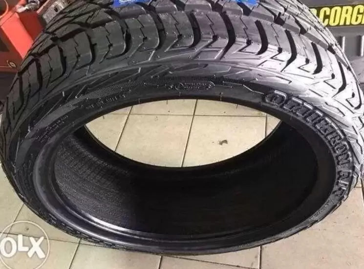 285-40-r22 Accelera AT Omnikron Bnew tire on