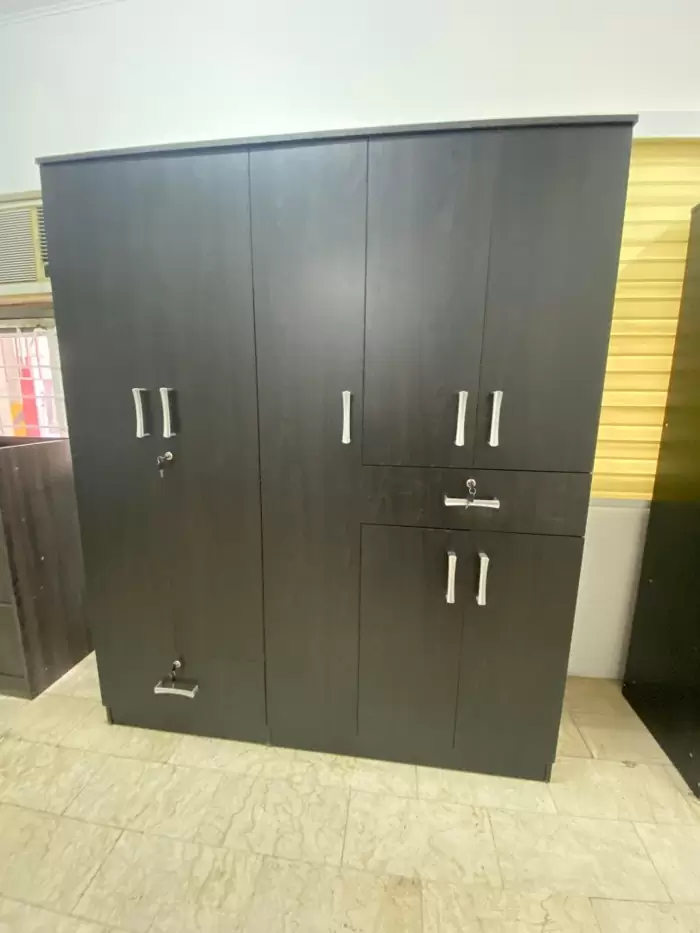 PHP 8,300 5Door Wardrobe Clothes Cabinet on