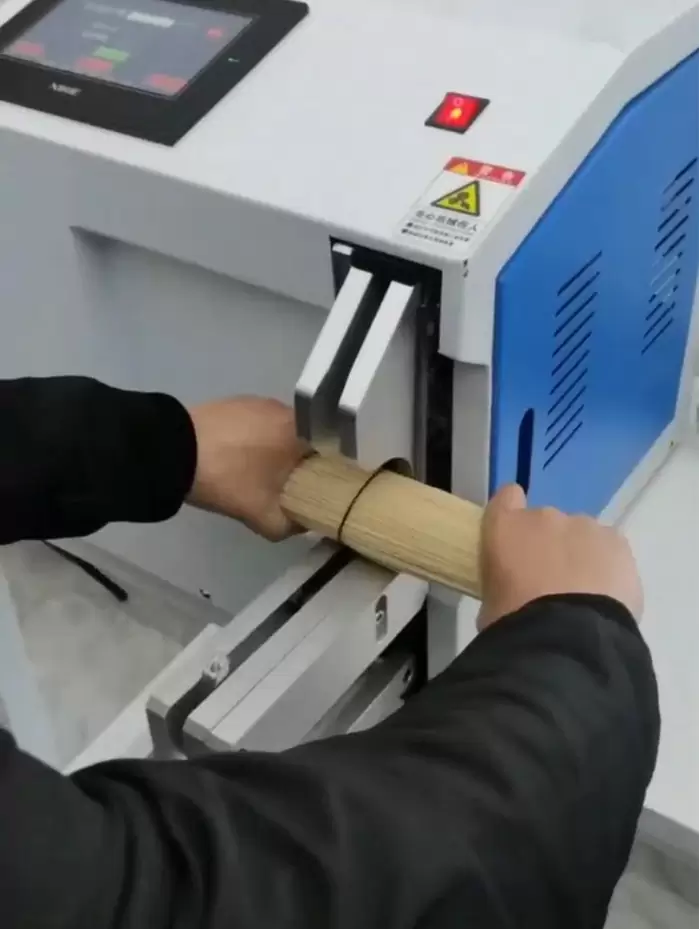 Automatic wire binding machine  on