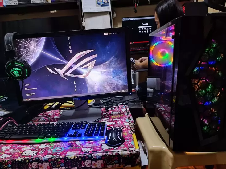 PHP 18,000 Ryzen 5 + RX570+24" FHD Monitor Gaming PC SET on