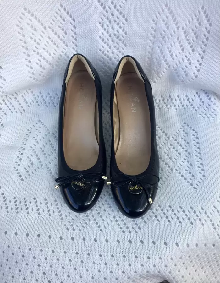 PHP 1,280 Hogan pump shoes Size 37 on