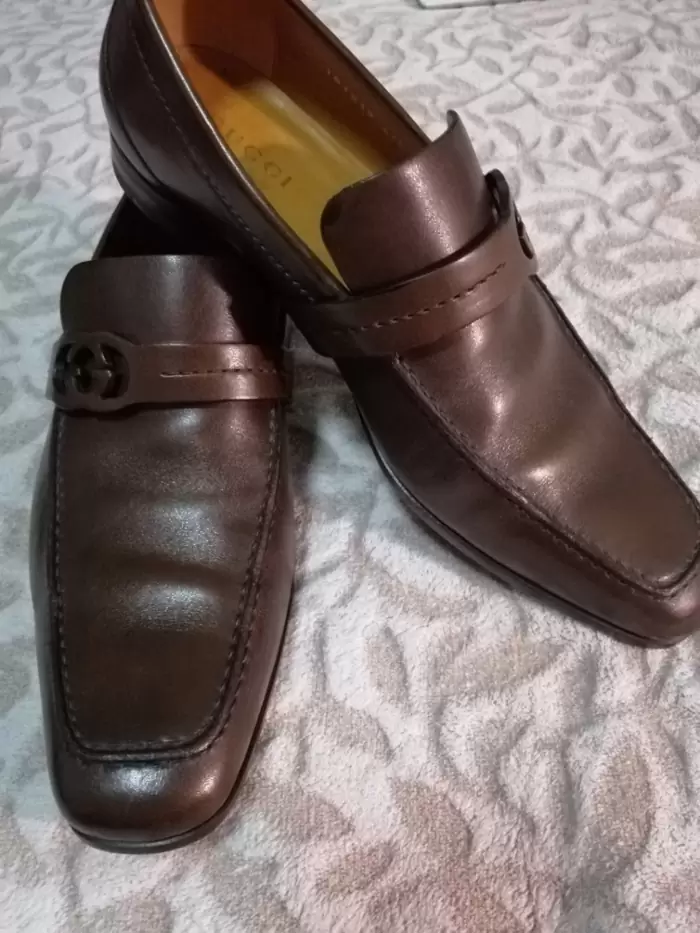 PHP 15,000 Gucci men's leather shoes on