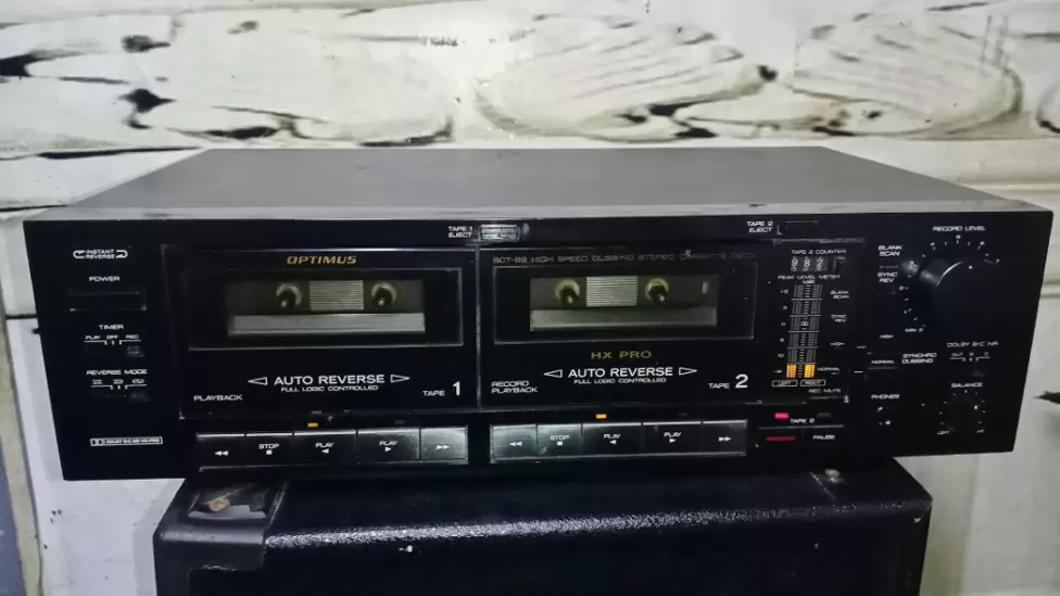 PHP 1,600 Optimus Twin Stereo Cassette Deck Player on
